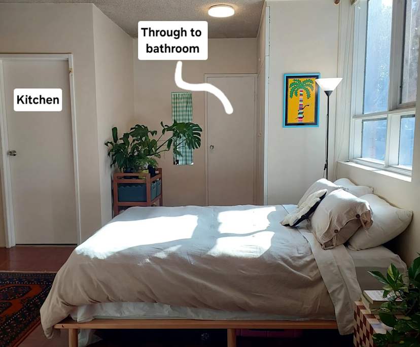 Furnished room studio flat for rent