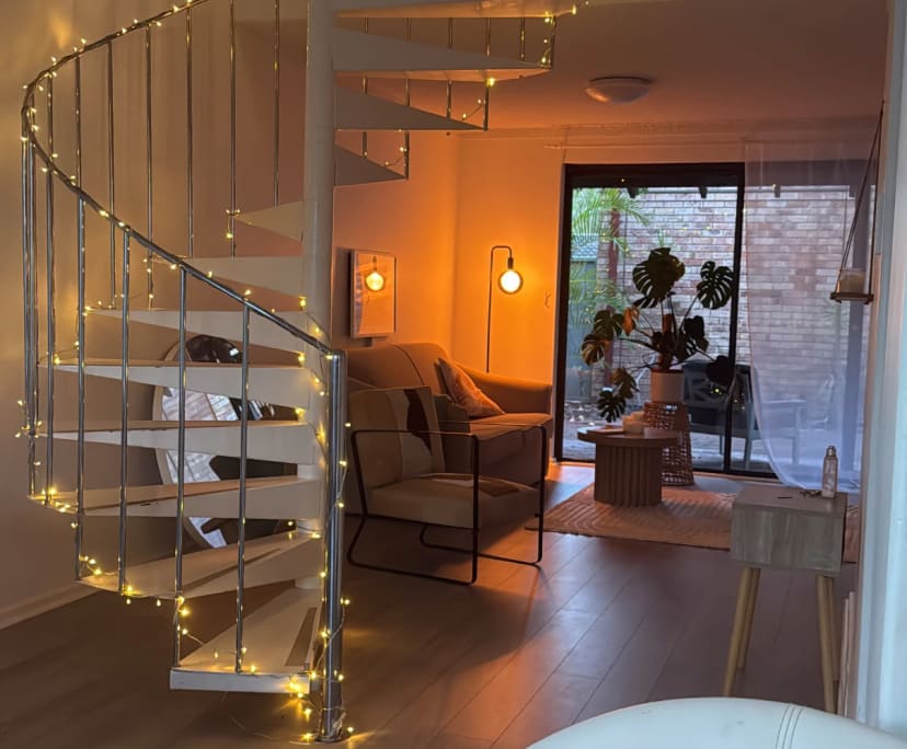 $350, Share-house, 3 bathrooms, Nedlands WA 6009