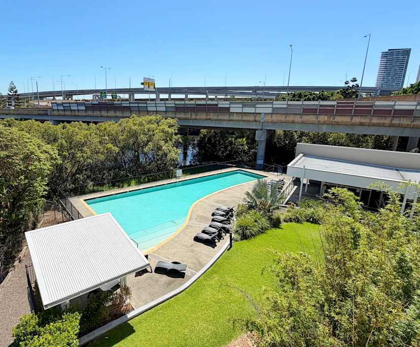 $550, Flatshare, 2 bathrooms, Bowen Hills QLD 4006