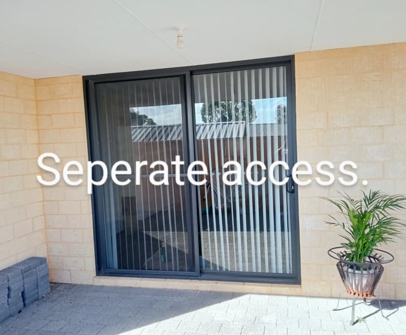 $325, Share-house, 3 bathrooms, Hamilton Hill WA 6163