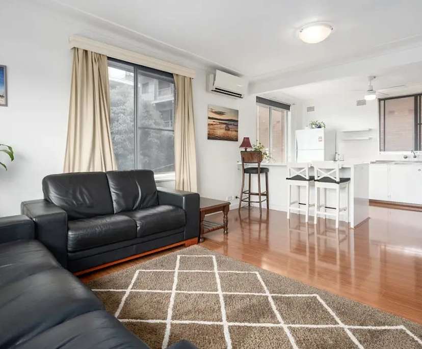 Unfurnished room in a flatshare