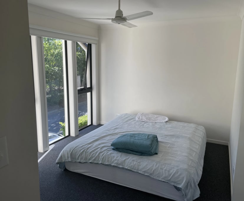 Room for Rent in Pacific Pines, Gold Coast 317, U...