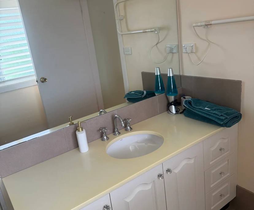 $450, Homestay, 3 bathrooms, Cherrybrook NSW 2126