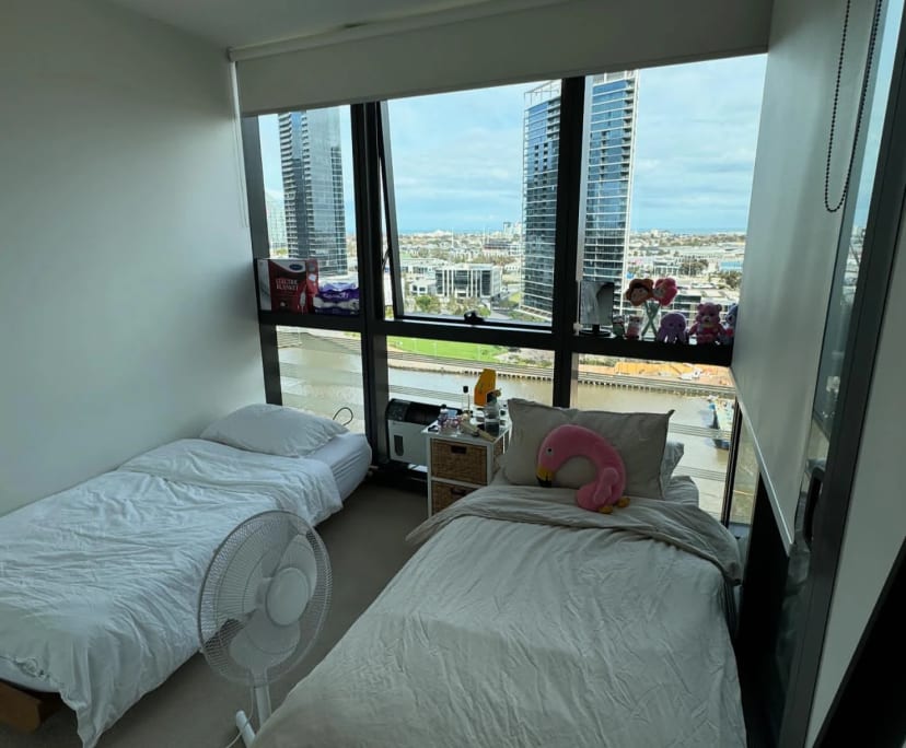 Furnished room in a flatshare