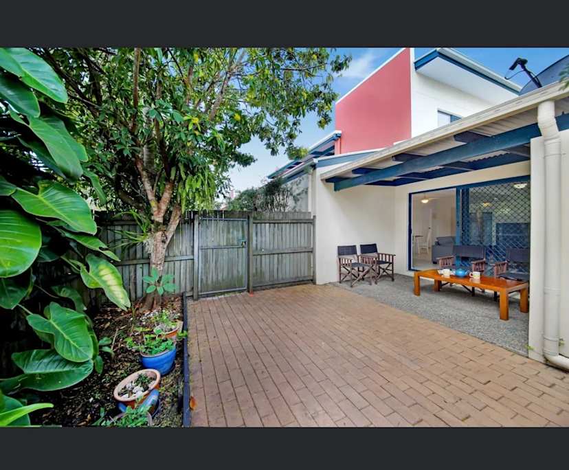 $200, Flatshare, 3 bathrooms, Mudjimba QLD 4564