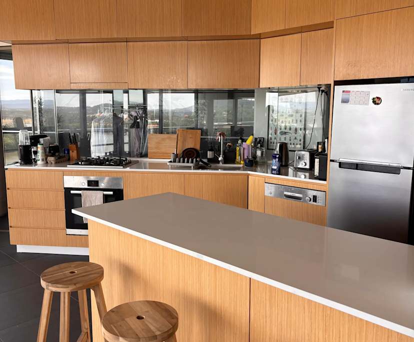 Unfurnished room in a flatshare