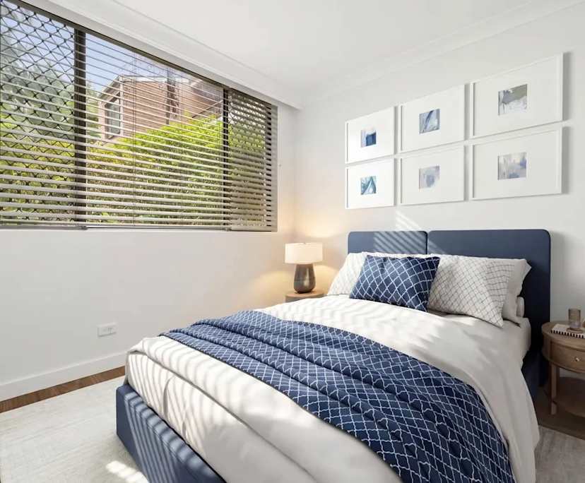 Unfurnished room in a flatshare