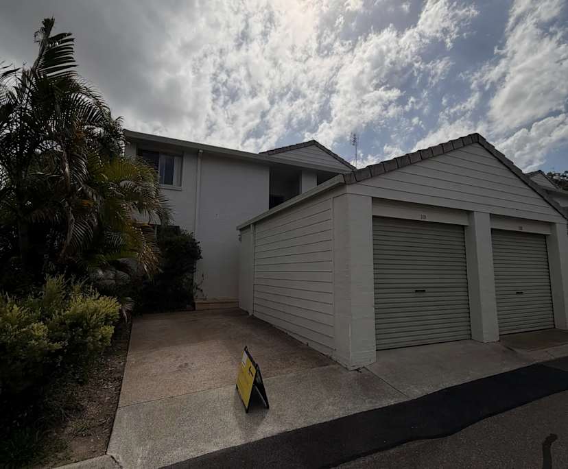 $400, Share-house, 2 bathrooms, Biggera Waters QLD 4216