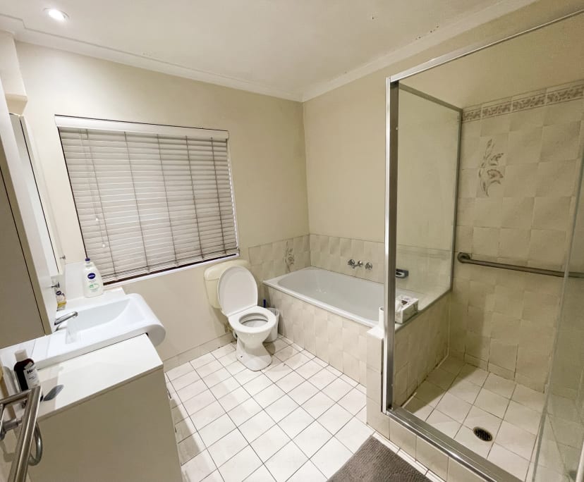 2 Rooms for Rent in Fairfield, Brisbane 200245,N Flatmates