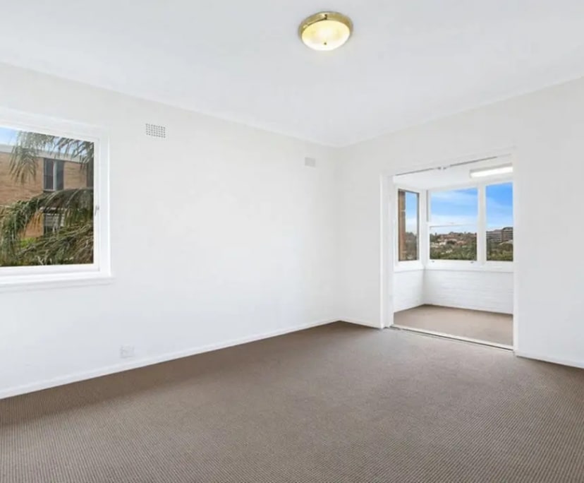 Unfurnished room in a flatshare