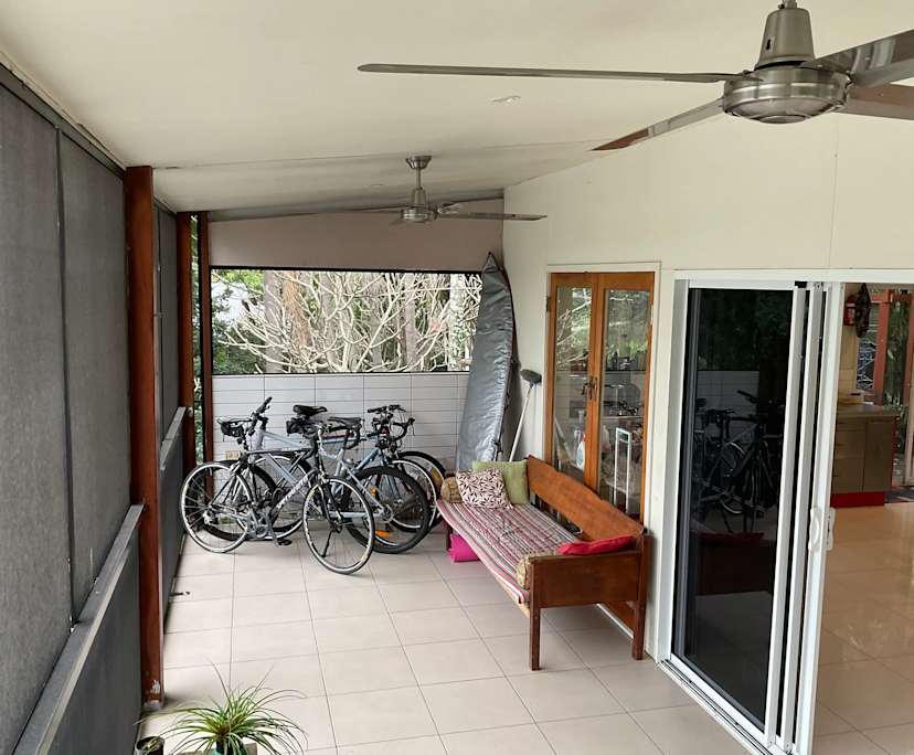 $325, Share-house, 4 bathrooms, Highgate Hill QLD 4101