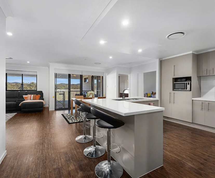 $400, Share-house, 4 bathrooms, South Ripley QLD 4306