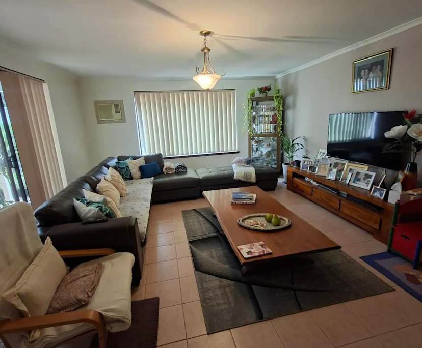 $300, Student-accommodation, 5 bathrooms, Mullaloo WA 6027