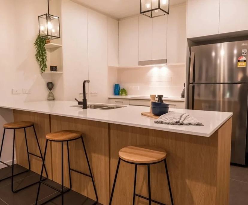 Unfurnished room with ensuite in a flatshare