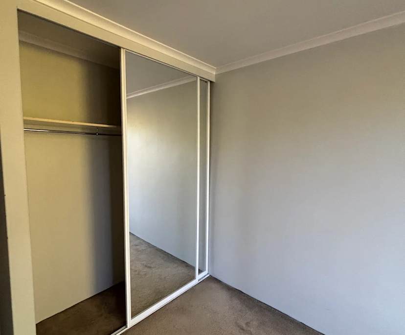 Unfurnished room in a flatshare