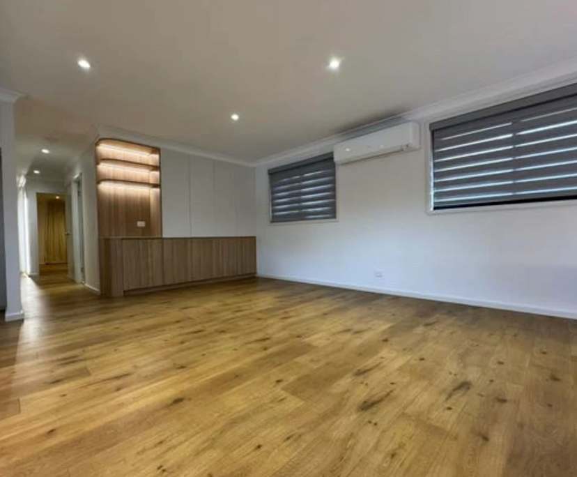 Unfurnished room in a share house