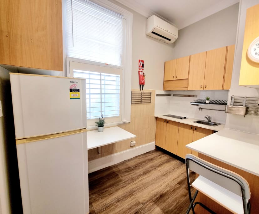 $670, Studio, 1 bathroom, Glebe NSW 2037
