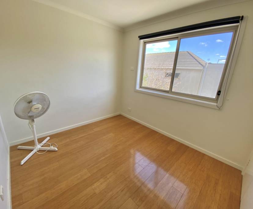 Unfurnished room in a share house