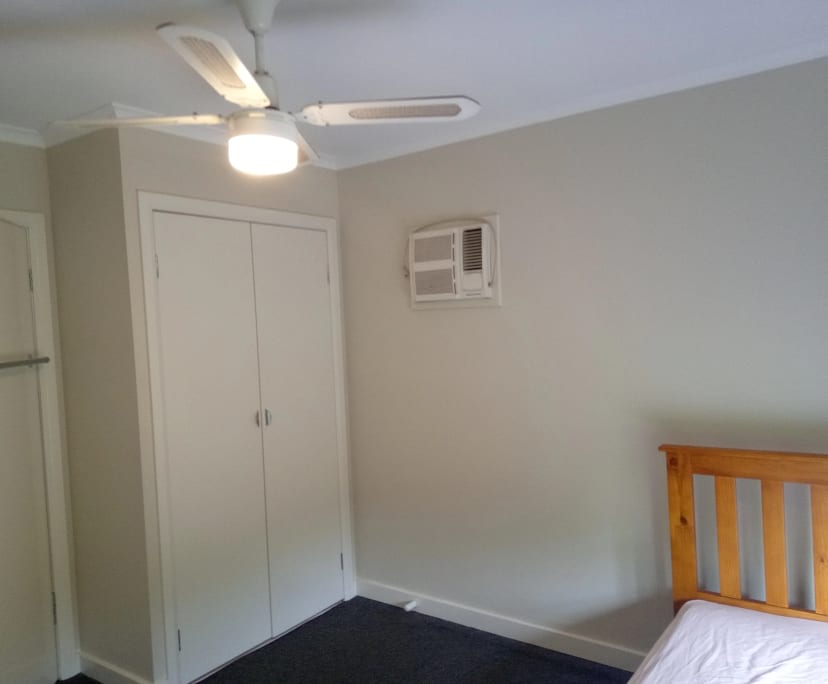 Room in a share house