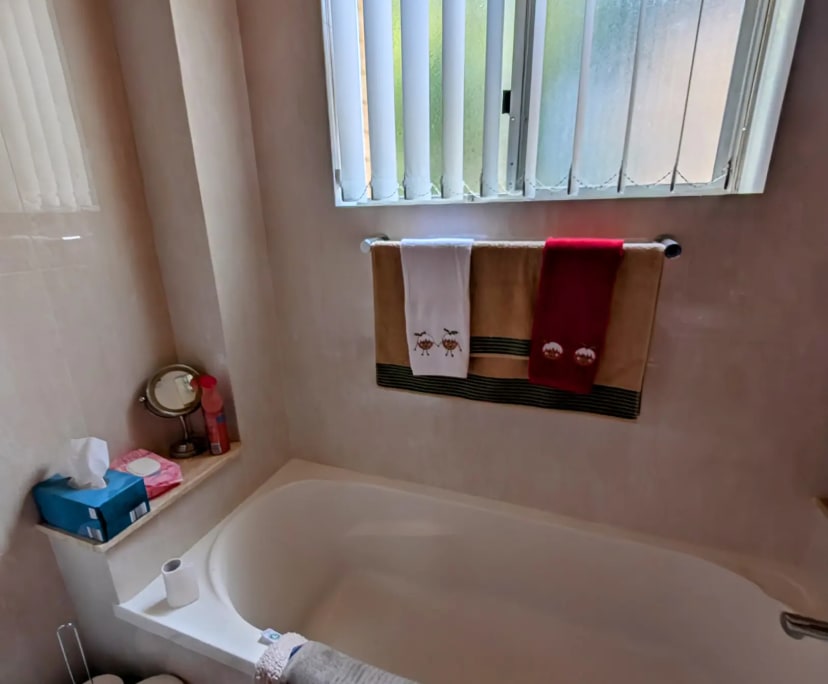 $350, Flatshare, 2 bathrooms, Dulwich Hill NSW 2203