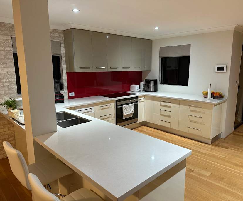 $300, Share-house, 4 bathrooms, Saint James WA 6102