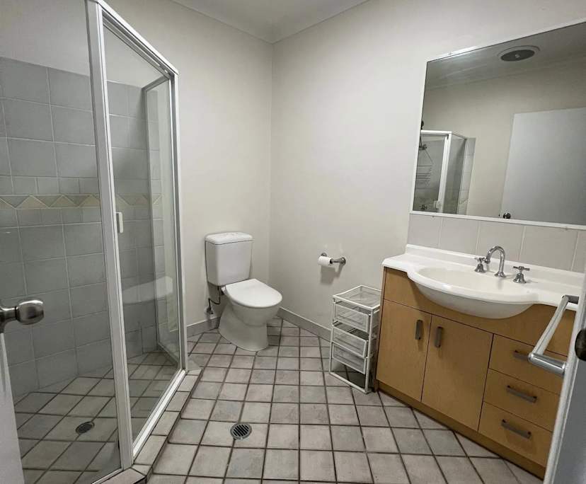 Furnished room with own bathroom