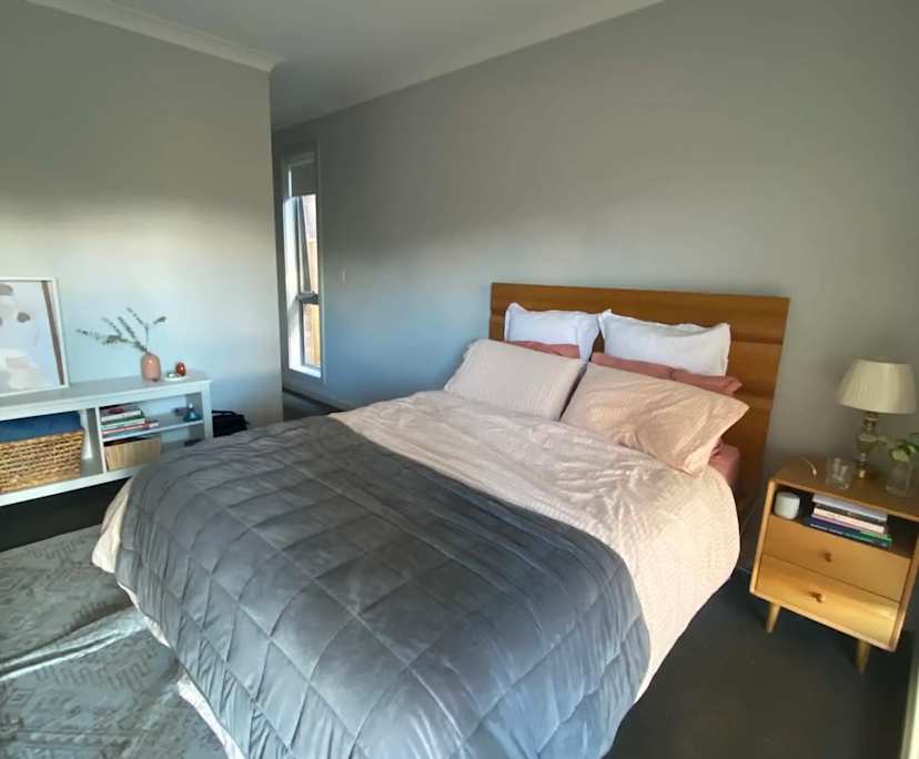 Unfurnished room with own bathroom