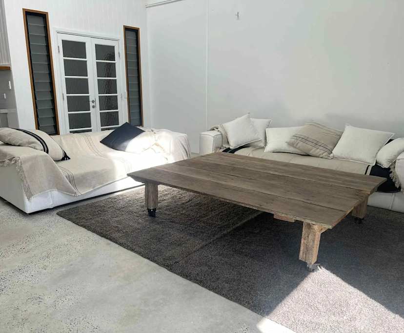 Whole property with 2 rooms for rent