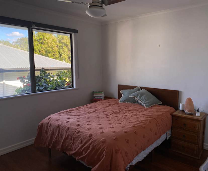Room in a share house