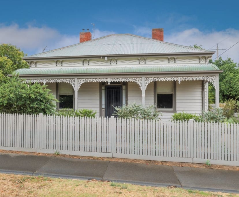 Room in a share house