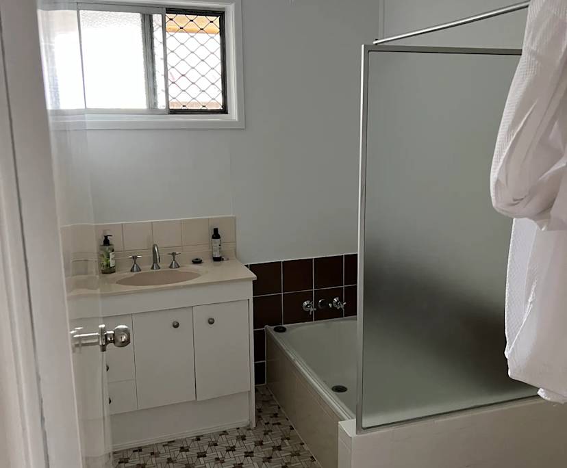 $360, Share-house, 2 bathrooms, Tweed Heads West NSW 2485