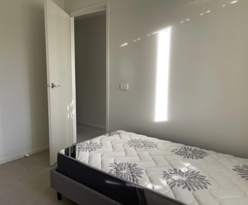 Room for Rent in Deer Park, Melbourne 250, Furnis...