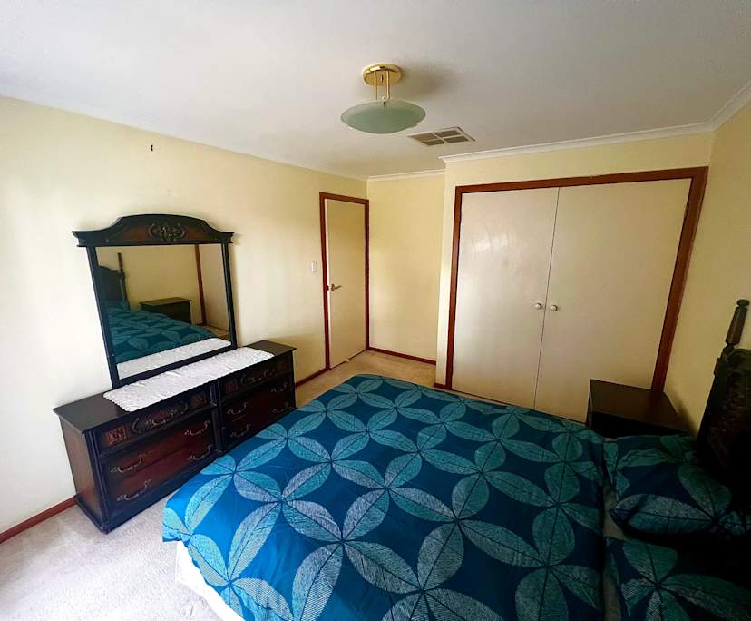 Furnished room in a share house