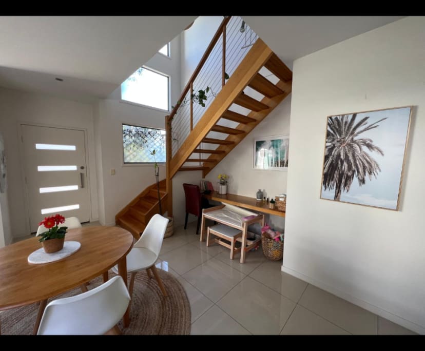 Room in a share house