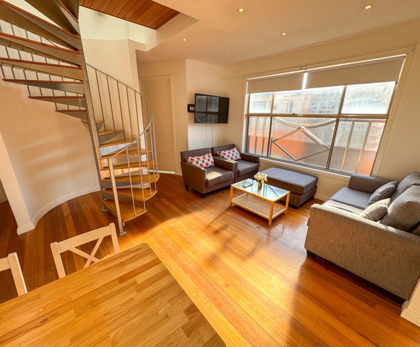 $1,150, Whole-property, 2 bathrooms, St Kilda VIC 3182