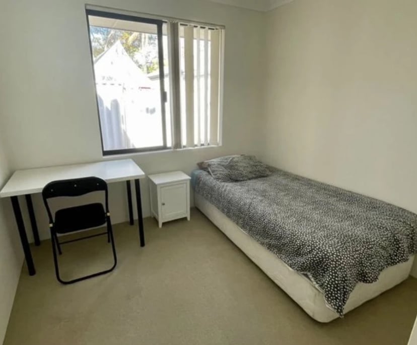 $230, Share-house, 3 bathrooms, Saint James WA 6102