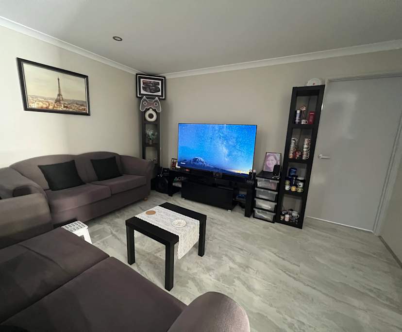 Furnished room with own bathroom