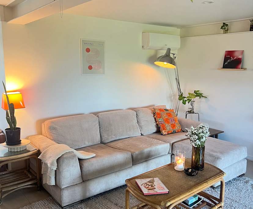 Whole property with 2 rooms for rent