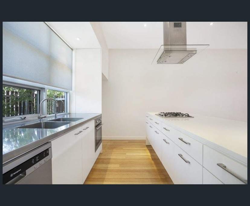 Whole property with 3 rooms for rent