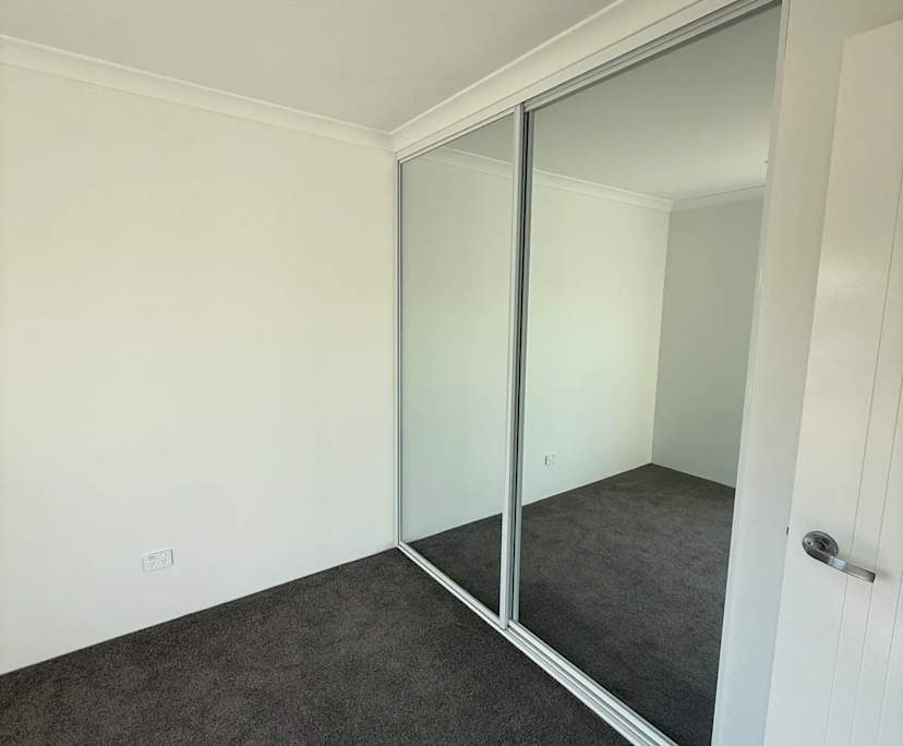 Unfurnished room with own bathroom