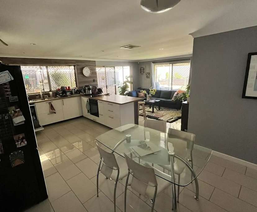 $200, Share-house, 3 bathrooms, Marangaroo WA 6064