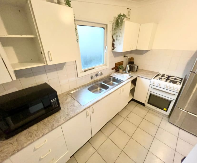 $275, Share-house, 4 bathrooms, Sydenham NSW 2044