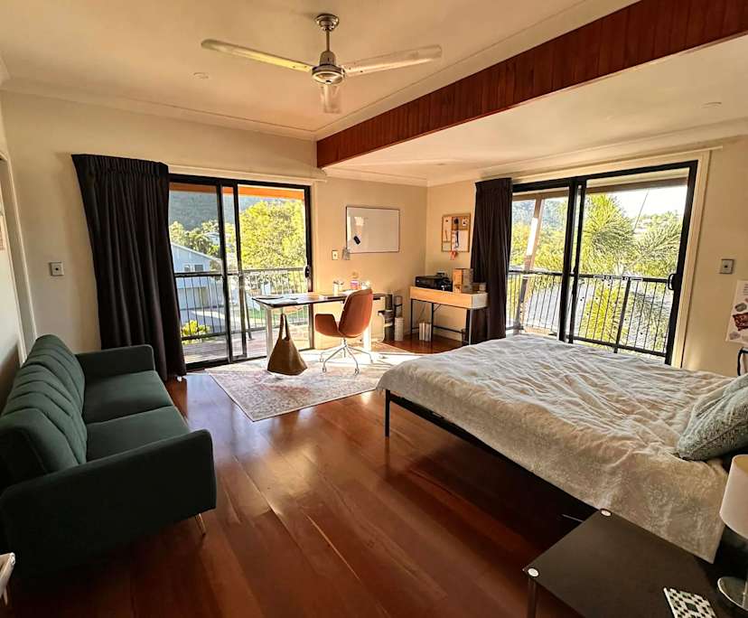 $470, Share-house, 5 bathrooms, Cannonvale QLD 4802