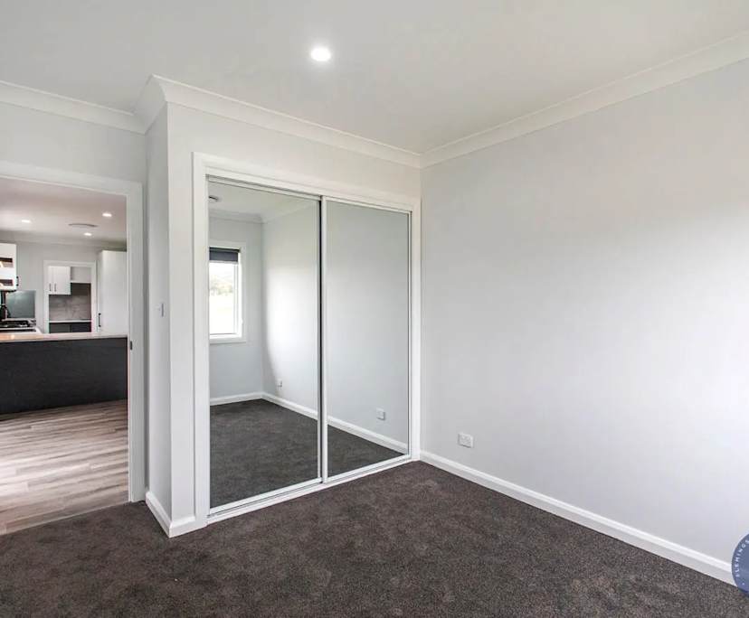 Room in a share house