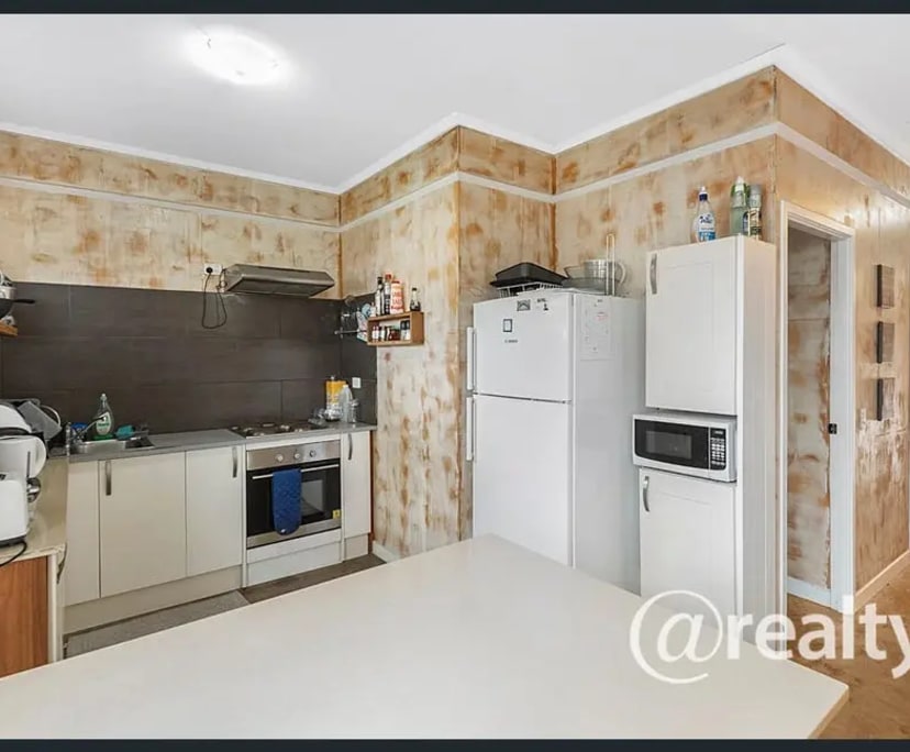 $760, Whole-property, 3 bathrooms, Coorparoo QLD 4151