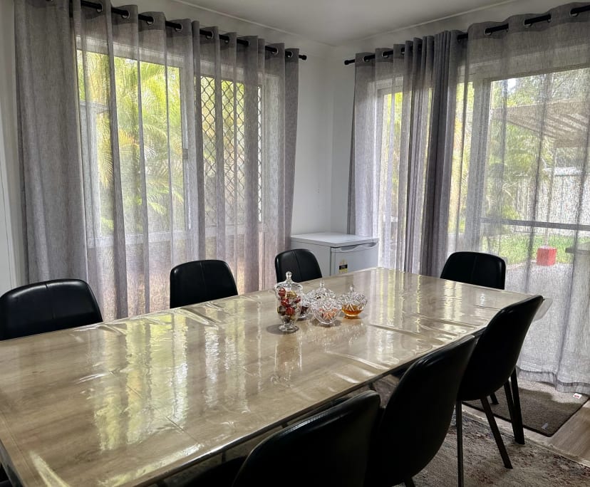 $270, Share-house, 4 bathrooms, Arundel QLD 4214