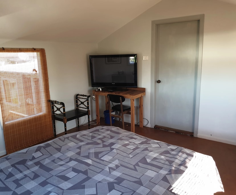 Granny Flat for Rent in Killarney Vale, NSW 250,