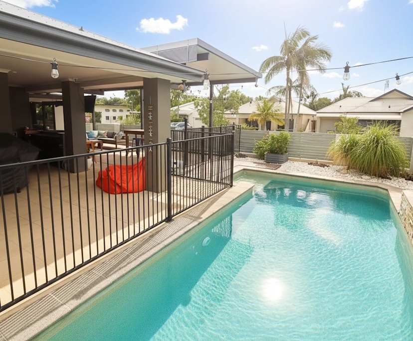 Unfurnished room with own bathroom