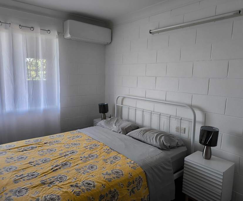 $280, Flatshare, 3 bathrooms, Westcourt QLD 4870