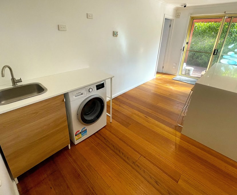 $350, Share-house, 6 bathrooms, Bentleigh East VIC 3165